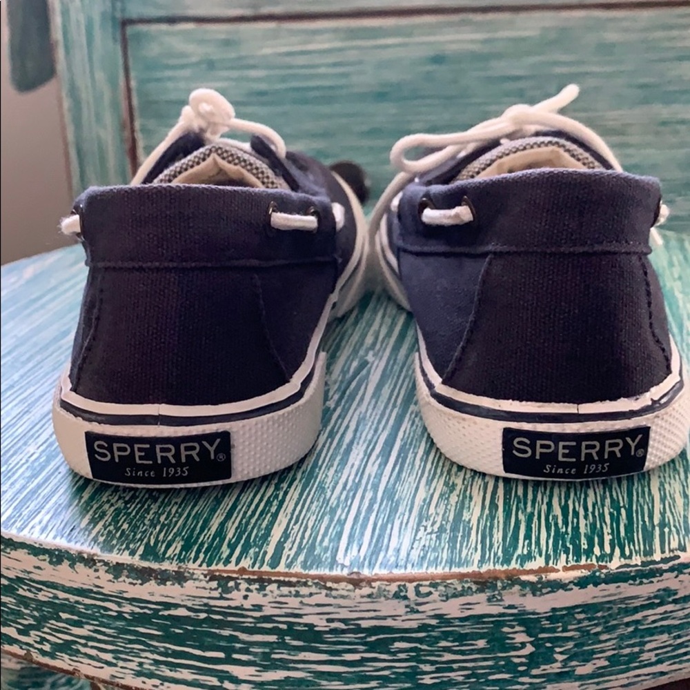 Sperry “Halyard” Boat Shoes - Picture 4 of 9